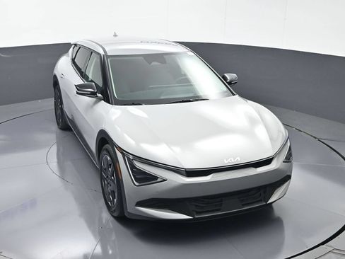 New 2026 Kia EV6 Light RWD image 45