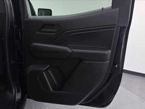 Used 2023 Chevrolet Colorado W/T RWD image 21