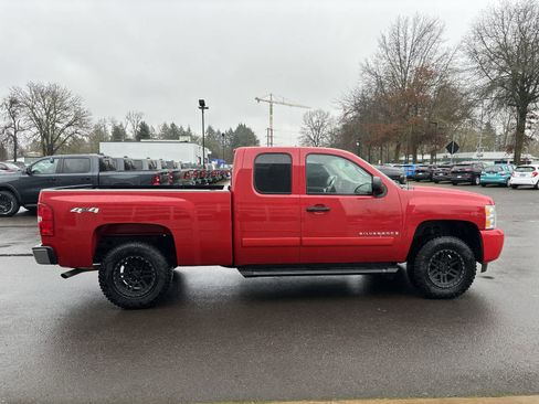 Used 2008 Chevrolet Silverado 1500 LT image 3