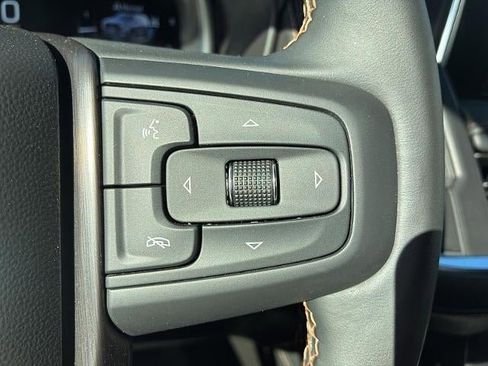 Used 2024 GMC Yukon AT4 w/ Technology Package image 35