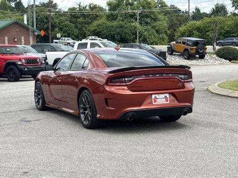 Used 2023 Dodge Charger Scat Pack w/ Navigation & Travel Group RWD image 7