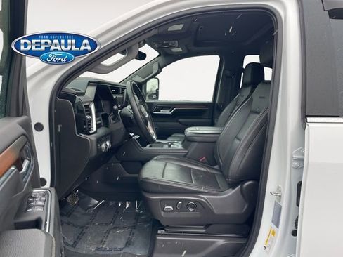 Used 2024 GMC Sierra 3500 Denali w/ Denali Reserve Package image 11