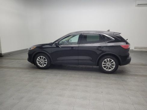 Used 2020 Ford Escape SE image 3