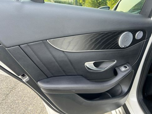 Used 2018 Mercedes-Benz GLC 300 4MATIC Coupe image 11