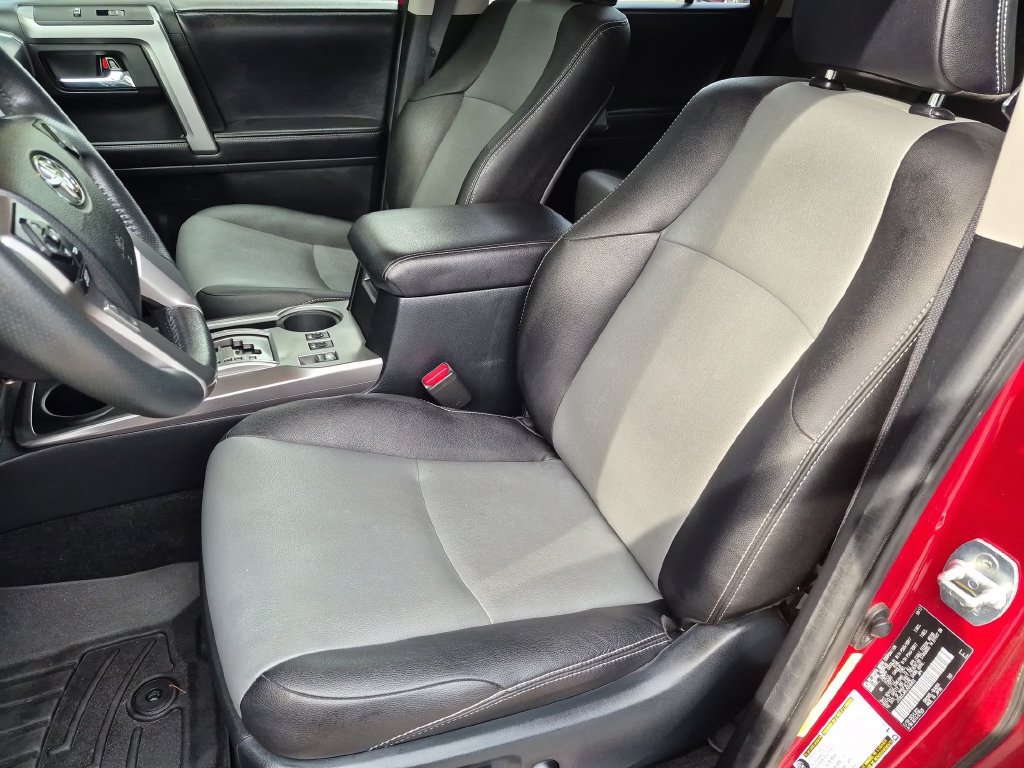 Used 2018 Toyota 4Runner SR5 Premium AWD/4WD image 15