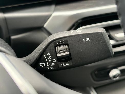 Used 2023 BMW i4 eDrive40 w/ Premium Package RWD image 28