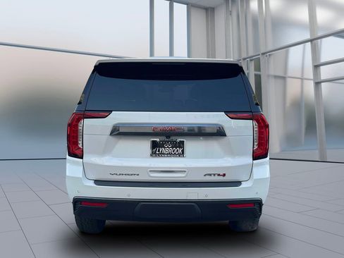 Used 2023 GMC Yukon AT4 w/ Technology Package image 4