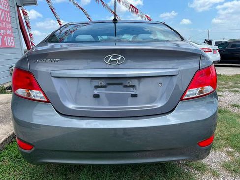 Used 2017 Hyundai Accent SE FWD image 6