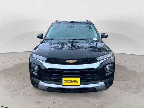 Used 2023 Chevrolet TrailBlazer LT image 3