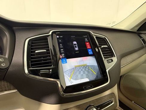 Used 2023 Volvo XC90 B5 Plus AWD/4WD image 24