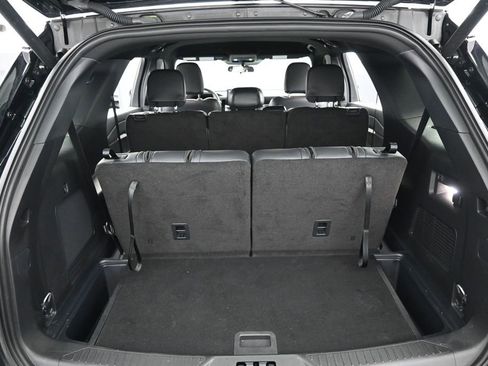 Used 2025 Ford Explorer ST-Line w/ ST-Line Street Pack image 31