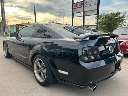 Used 2005 Ford Mustang GT Premium RWD image 3