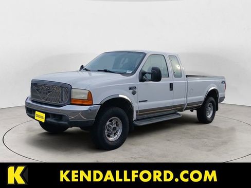 Used 2001 Ford F250 XLT image 1