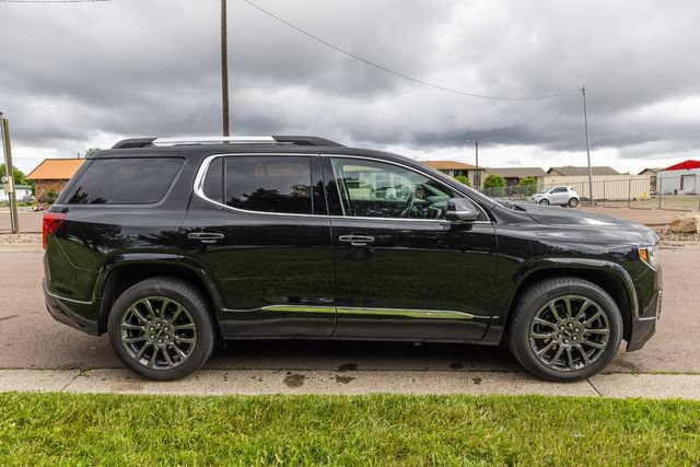Used 2023 GMC Acadia Denali w/ Black Diamond Edition AWD/4WD image 4