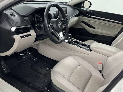 Used 2020 Nissan Altima 2.5 SV FWD image 10