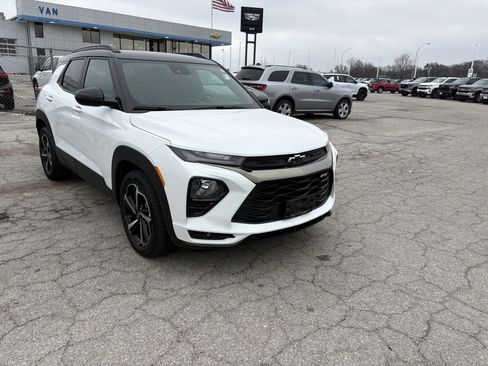 Certified 2023 Chevrolet TrailBlazer RS w/ Convenience Package image 5