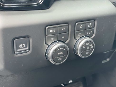 New 2026 GMC Sierra 2500 AT4 w/ AT4 Premium Plus Package image 19