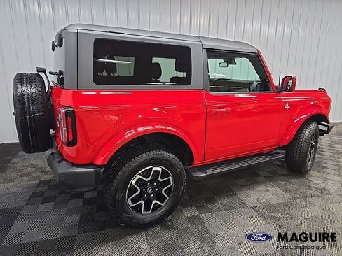 Used 2021 Ford Bronco Outer Banks AWD/4WD image 14