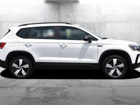 Used 2024 Volkswagen Taos S AWD/4WD image 5
