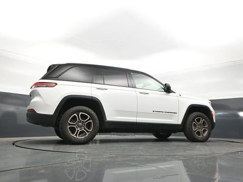 Used 2023 Jeep Grand Cherokee Trailhawk w/ Luxury Tech Group III AWD/4WD image 29