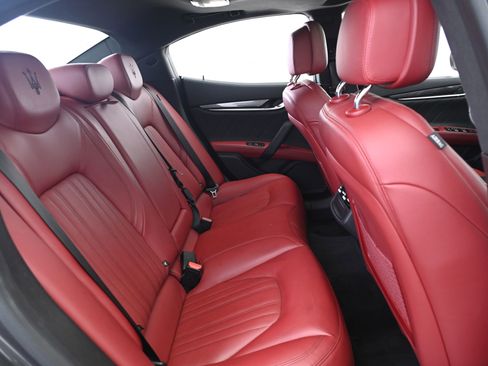 Used 2019 Maserati Ghibli S Q4 image 19