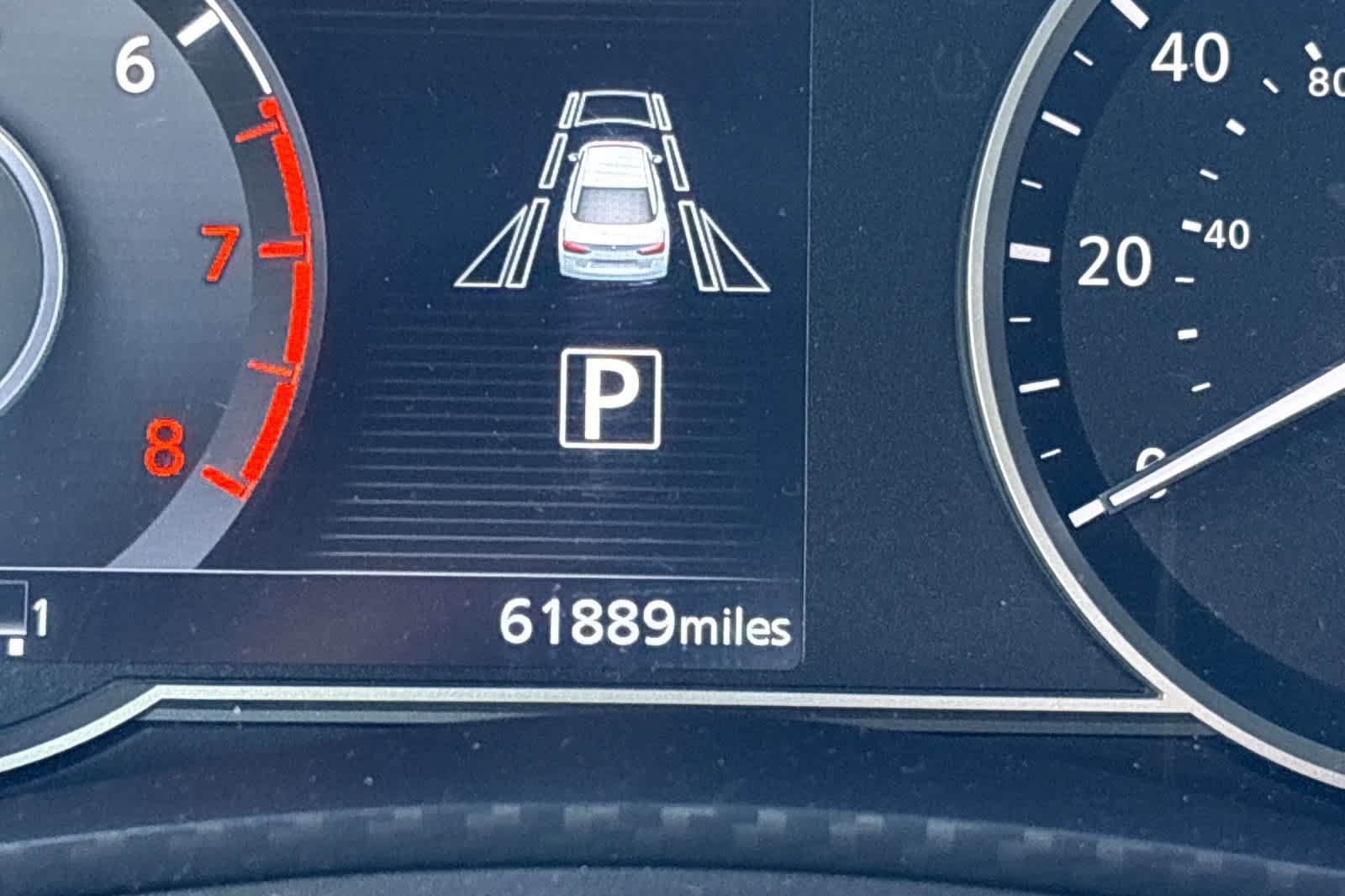 Used 2020 Nissan Versa SV FWD image 26