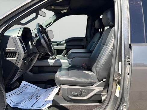 Used 2018 Ford F150 XLT w/ Equipment Group 302A Luxury AWD/4WD image 11