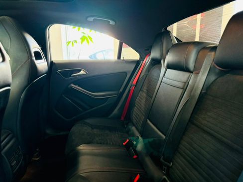 Used 2018 Mercedes-Benz CLA 250 image 17