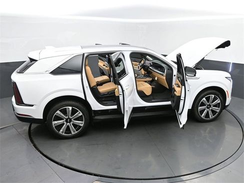 New 2025 Cadillac Escalade IQ Luxury 2 image 67