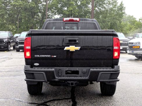 Used 2018 Chevrolet Colorado Z71 AWD/4WD image 5