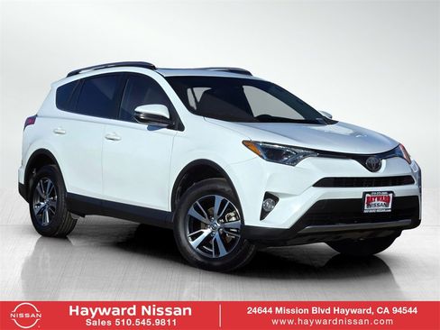Used 2018 Toyota RAV4 XLE w/ Plus Extra Value Package image 1