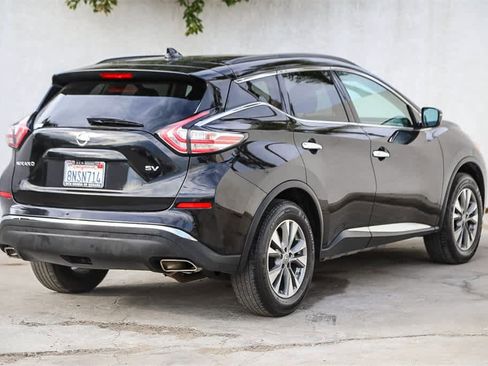 Used 2018 Nissan Murano SV image 4