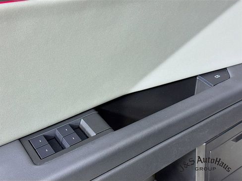 Used 2025 Tesla Cybertruck AWD Crew Cab image 23