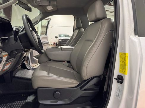 Used 2019 Ford F450 XL w/ Snow Plow Prep Package RWD image 15
