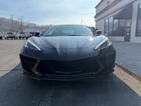 Used 2022 Chevrolet Corvette Stingray Coupe w/ Z51 Performance Package image 7