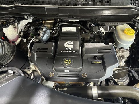 Used 2021 RAM 2500 Laramie AWD/4WD image 25
