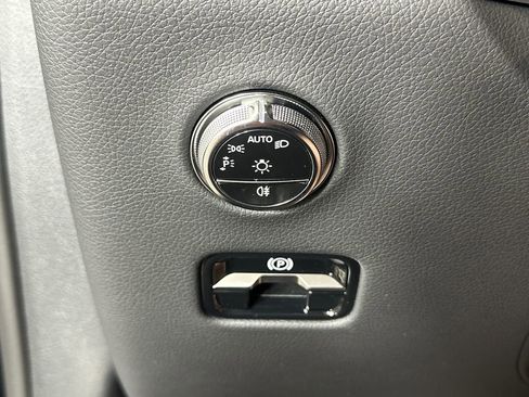 Certified 2026 Mercedes-Benz GLC 300 image 34