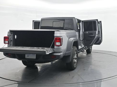 Used 2020 Jeep Gladiator Sport w/ Quick Order Package 24S AWD/4WD image 40