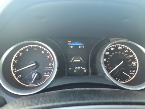 Used 2024 Toyota Camry LE image 9