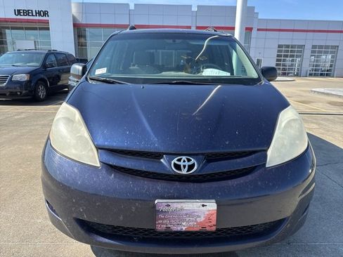Used 2007 Toyota Sienna LE image 12