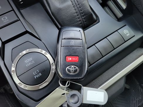 Used 2024 Toyota Tacoma SR5 RWD image 29