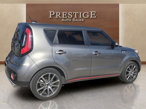 Used 2018 Kia Soul ! image 25