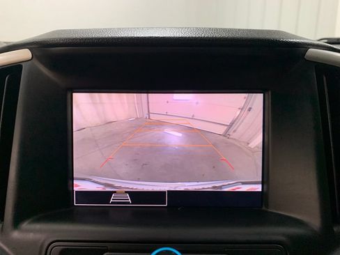 Used 2022 GMC Terrain SLE w/ Driver Convenience Package AWD/4WD image 7