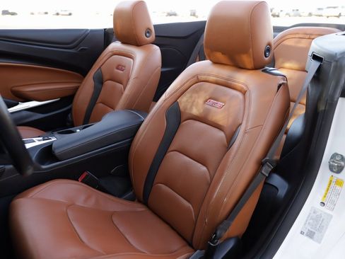 Used 2020 Chevrolet Camaro SS image 29