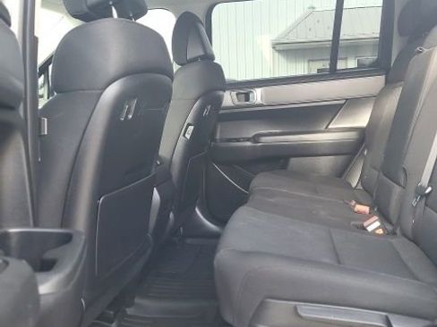 Used 2024 Hyundai Santa Fe SE image 13