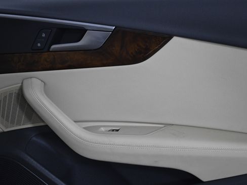 Used 2018 Audi A4 2.0T Prestige w/ Prestige Package image 29