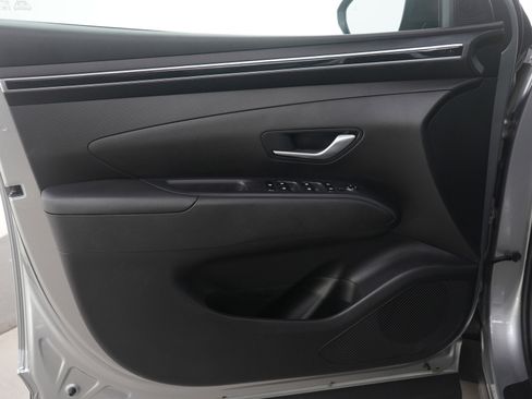 Used 2023 Hyundai Tucson SE w/ Cargo Package image 20