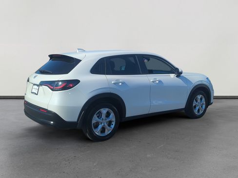 Used 2025 Honda HR-V LX image 5