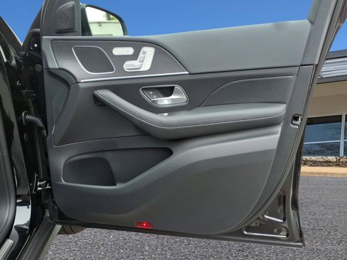 Certified 2025 Mercedes-Benz GLE 350 4MATIC image 32