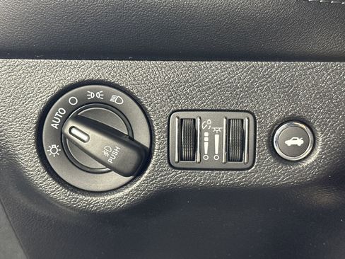 Used 2020 Dodge Challenger GT w/ Plus Package image 22